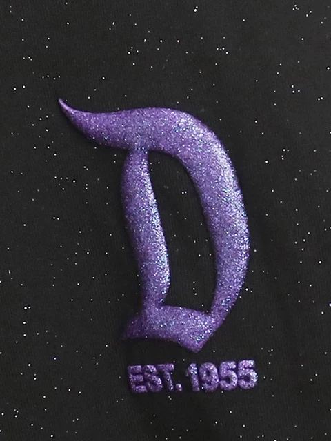 O Sweatshirt de Celebração de Fogos de Artifício do Mickey Mouse para os 100 Anos de Magia da Disney 3 Disney 100 Years of Wonder Mickey Mouse Fireworks Celebration Sweatshirt