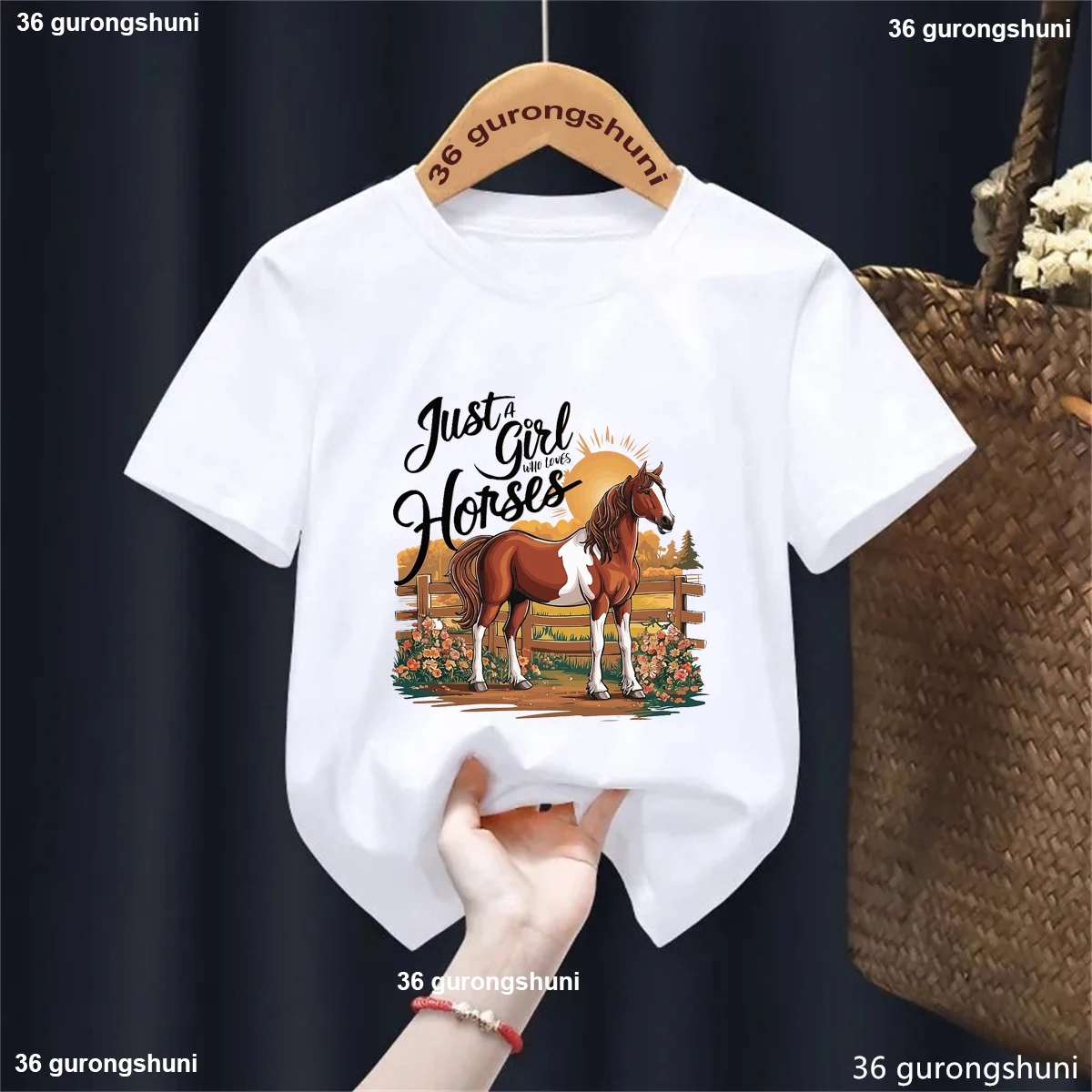 Just A Girl Who Loves Horses Graphic Print T Shirt..