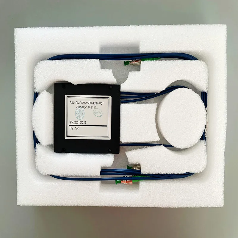 Polarizzazione In Fibra Panda Mantenendo Splitter Pm Fuso 1X3 Fbt Connettore Pm/Apc Fuso