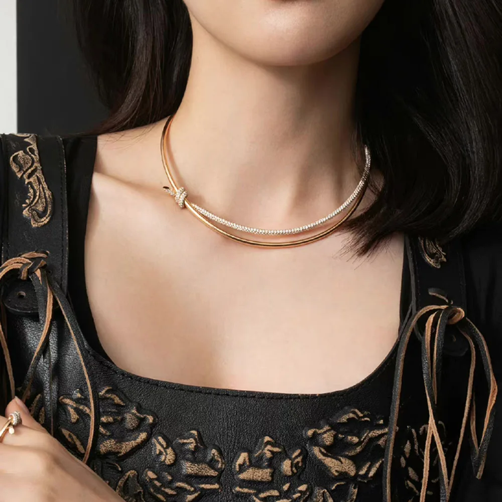 Fashion Talent Luxury Designer Knot Necklace Women's Large Collar Ball Accessories Exquisite Girlfriends Gifts Gorgeous Street