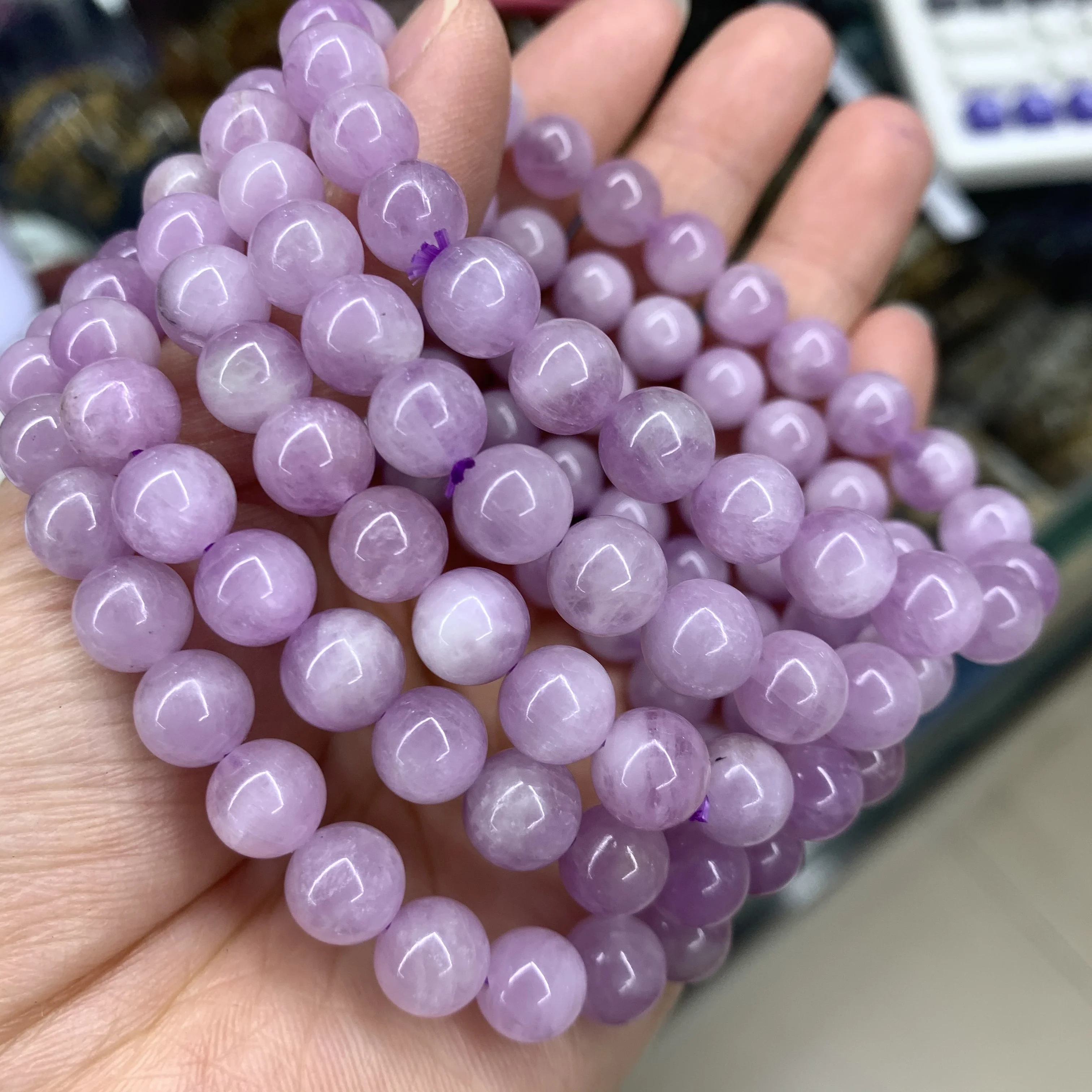 

Natural Purple Spodumene / Kunzite Stone Beads Natural Gemstone Beads Bracelet 8mm DIY Loose Beads for Jewelry For Wholesale