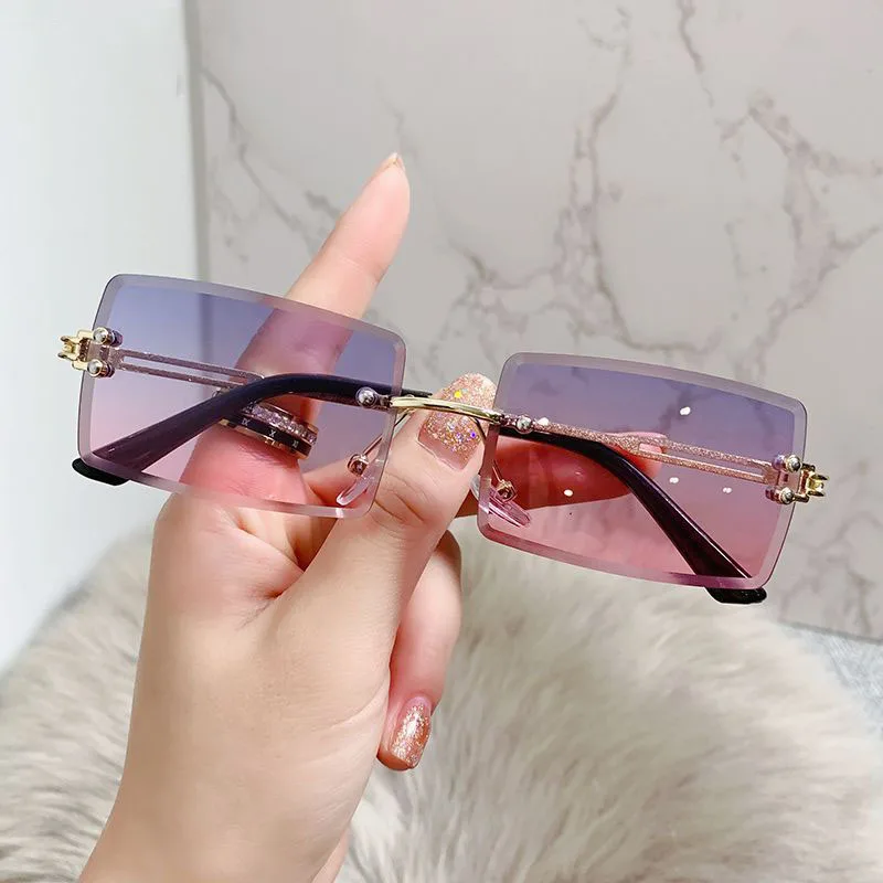 

Vintage Fashion 2023 New Sunglasses Rimless Frameless Rectangle Shades Gradient UV400 Summer Traveling Sun Glasses for Women