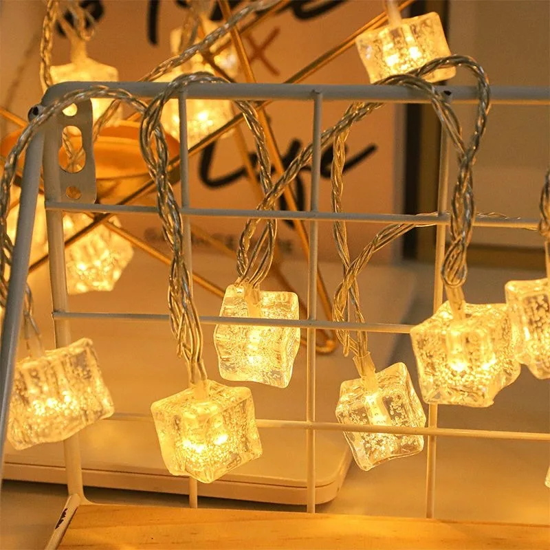 

20M LED Lce Bubble Light Garland USB Charger IP44 Waterproof String Light For Christmas Tree Villa Garden Lawn Light Decoration