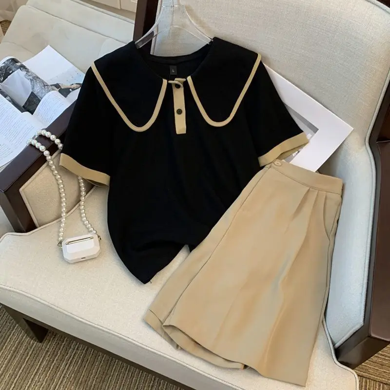 

Fashion Suit Women's Summer Small Fragrant Style Lapel Contrasting Short Sleeved High Waisted Casual Shorts Two Piece Set