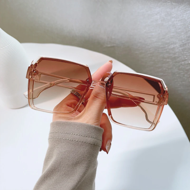 

2023 INS New Fashion Large Frame Square Sun Glasses for Women Classic Square Shades MenSunglasses for Party UV400 Oculos De Sol