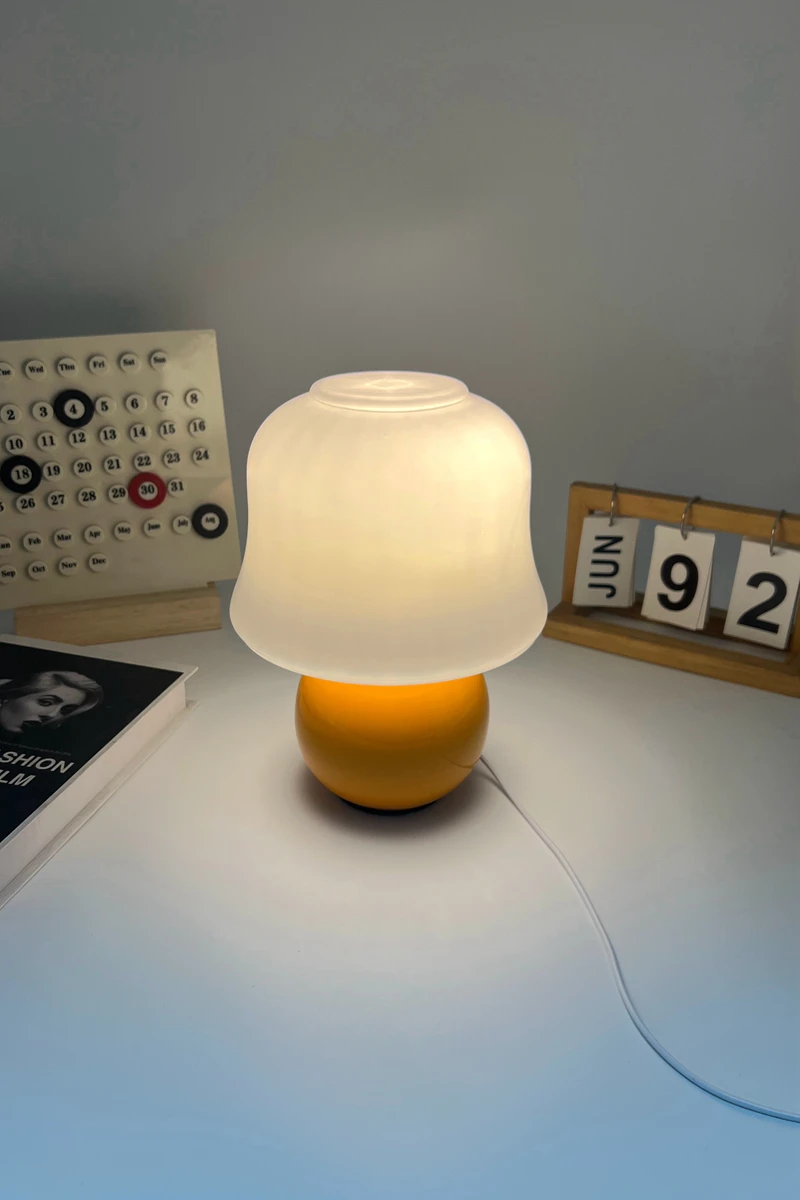 Description Picture 5 of itemLED Mushroom Bedroom Bedside Table Lamp Study Read Living Room Desktop Lighting Atmosphere LED Lamps Girl Gift Room Decoration