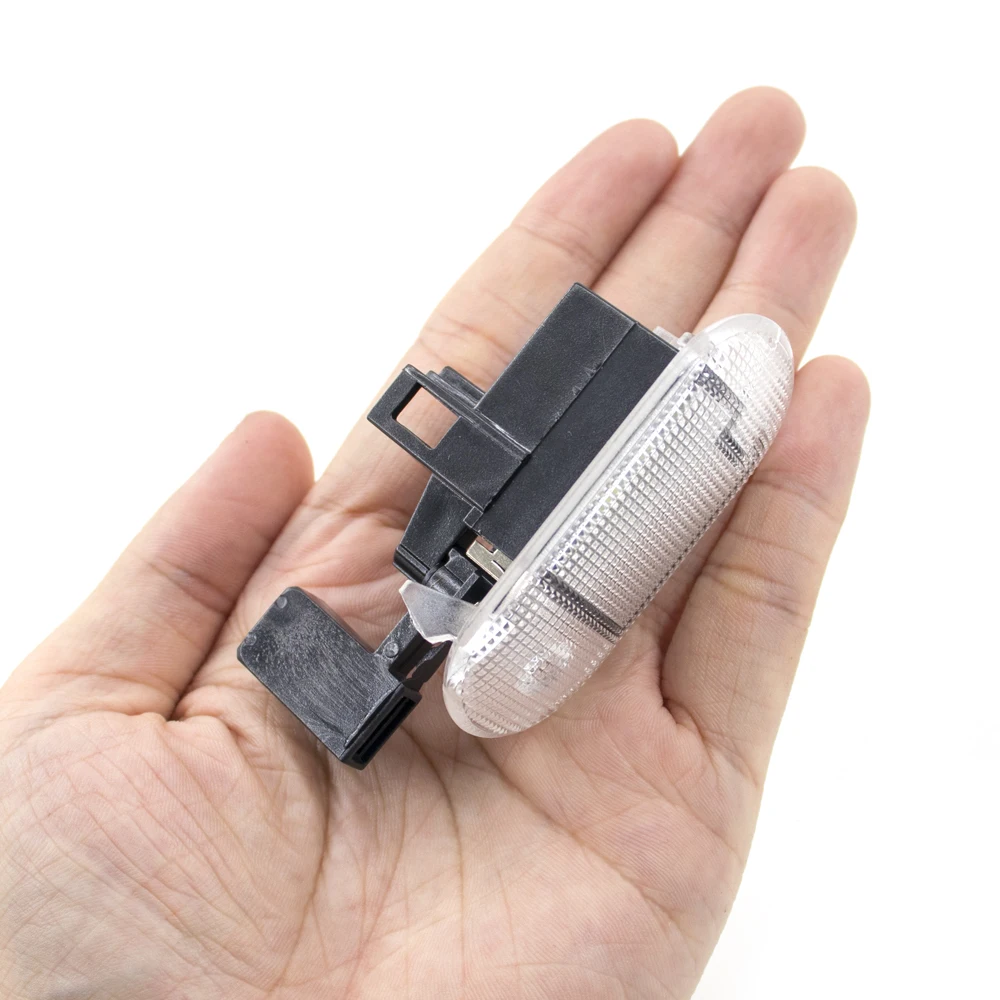 1pc 12V LED �۷��� �ڽ� ����Ʈ ������ ����Ʈ 1J 0947301   1J 0947311   �����ٰ� ���� Mk4 Bora Touran ĳ�� Skoda Octavia Auto