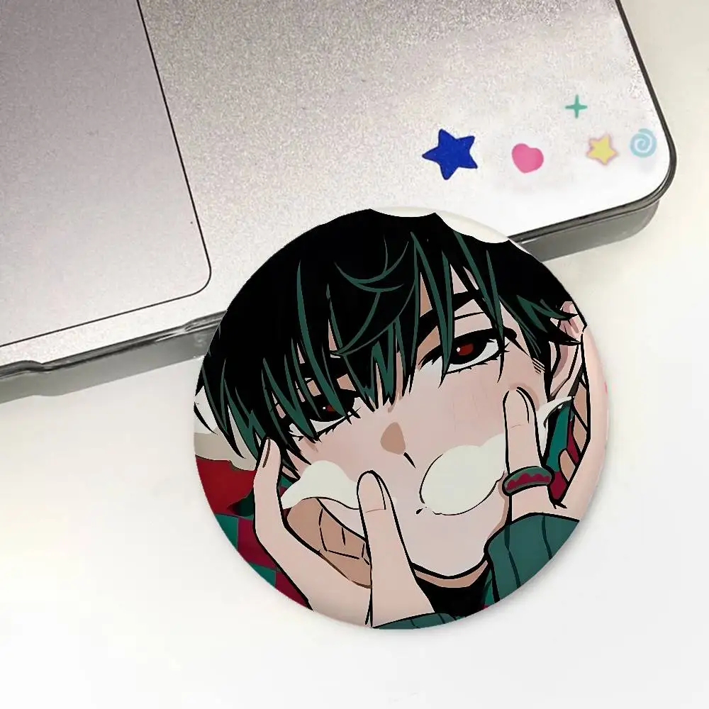Niedliche A-Alien S-Stage Ivan Abzeichen Soft Button Pin Helle gedruckte Ikone Geschenk für Freunde Abzeichen Kragen Brosche Anstecknadel Metall – Detail 23