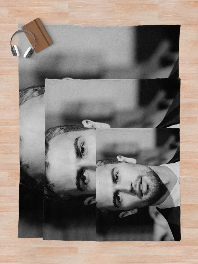 Theo james ���� ���, ���� �̺�, ���Ÿ� �����̳� ���, ����