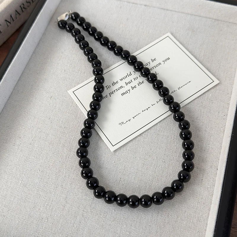 Minar Simple Necklace - Styling 1