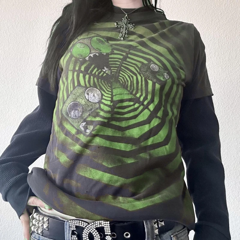 Y2K Fairy Cyber Grunge T-Shirts for Women Vintage Skull Graphic Print Long Sleeve Tees 90s E-Girls Gothic Emo Tops Clothes