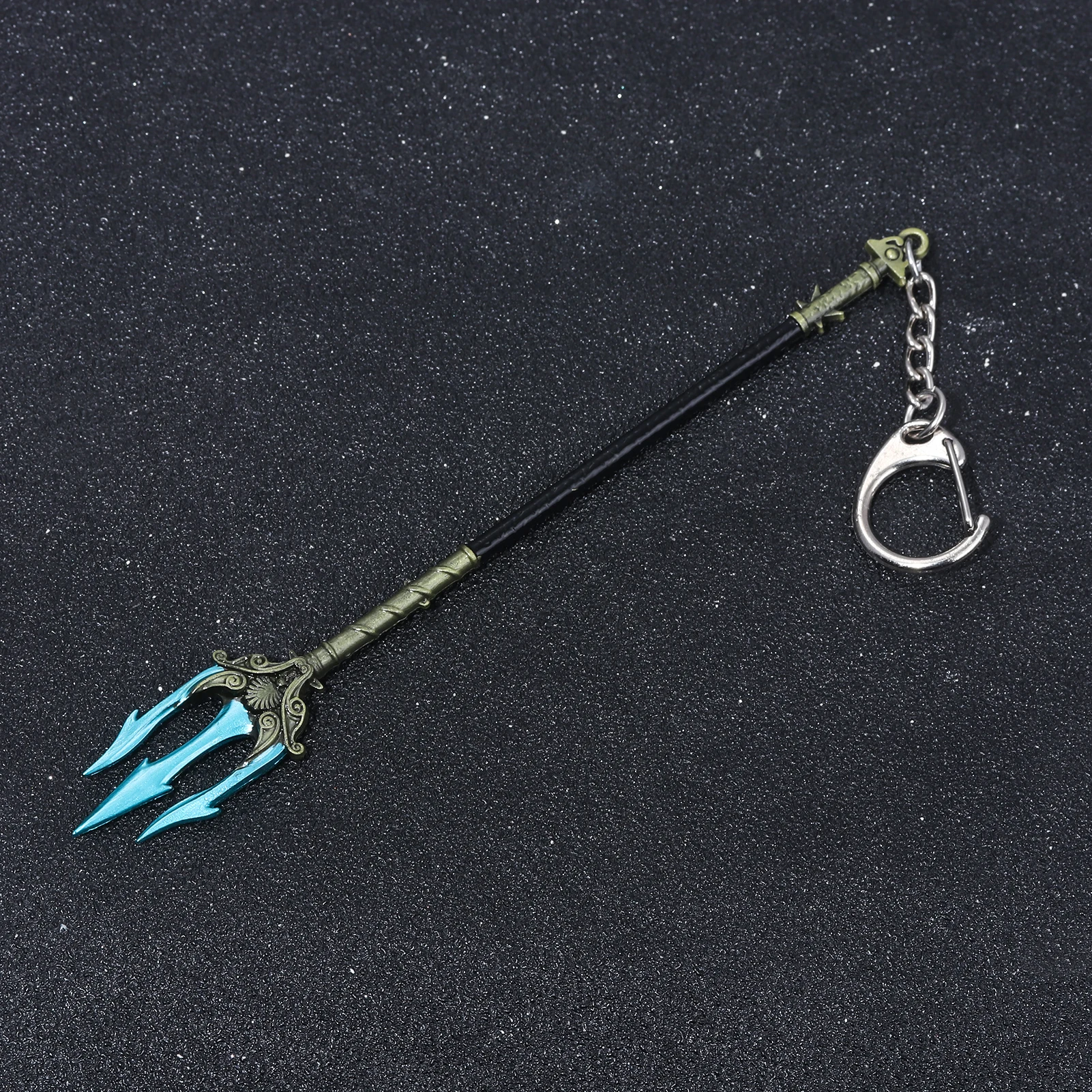 Poseidon Trident Metal Weapon Keychain God of War Pendant Keychain for Women Men Cosplay Keyring Jewelry Gift key rings key chains metal keychain car pendant key chain key chain accessories stitch keychains anime keychain mobile phone keychain balloon dog keychains rabbit fur keychain phone keychain mario keychain game keychain retractable keychain guitar key chain music box keychain halloween keychain tape recorder keychain finger stickman keychain cat keychain cherry keychain otter keychain crystal keychain beer mug keychain braid rope keychain beer bottle opener keychain bowknot keychain toy gun keychain omamori keychain motorcycle helmet keychain virtual pet keychain capybara keychains volleyball keychain mini sword keychain evil eye pendant decoration