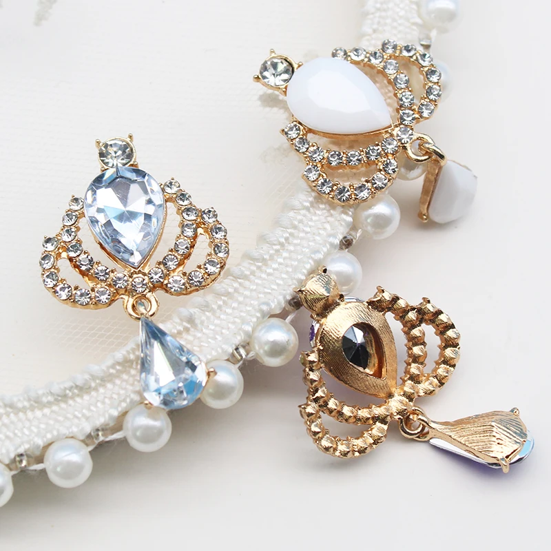 10 Gold Crown Drop Shaped Acrylic Pendant DIY Costume Decorative Wine Glass Lady Brooch Gift Box Rhinestone Accessories
