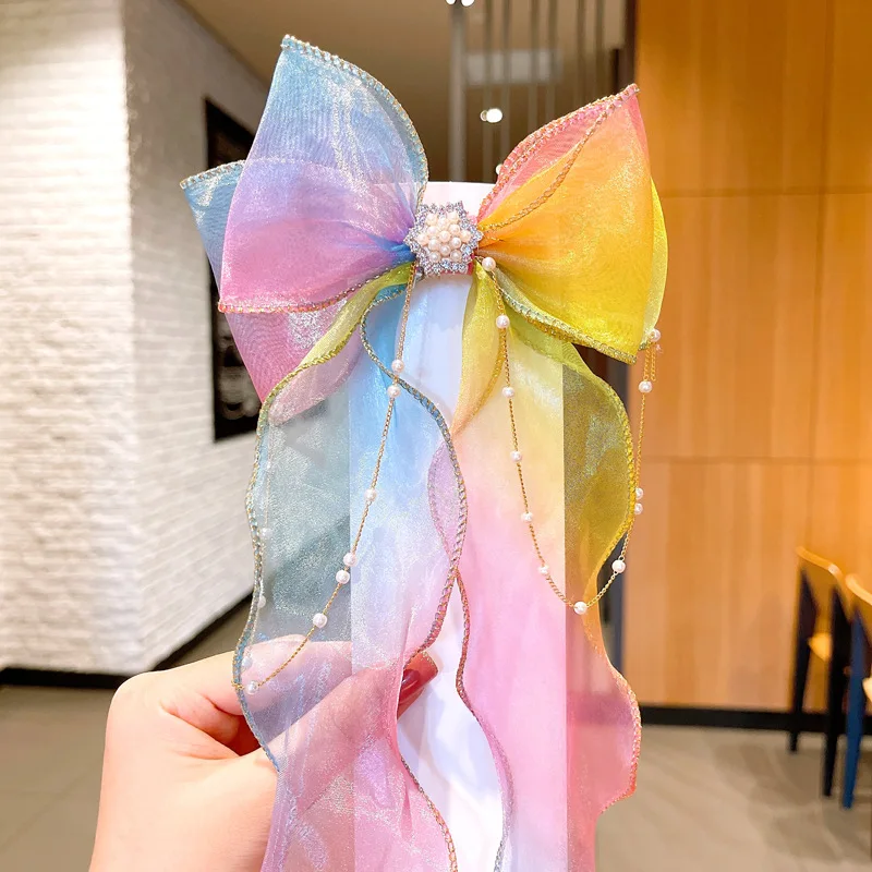 Рисунок 6 - Зажим для волос в виде бабочки