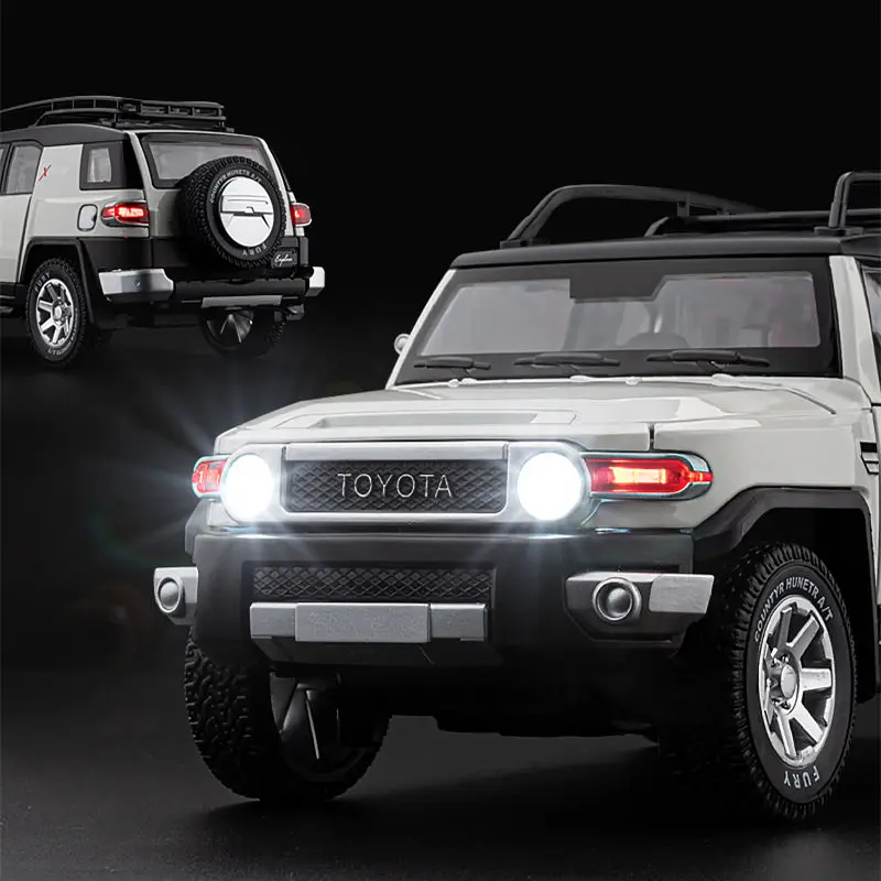 1:24 TOYOTA FJ Cruiser Alloy Car Model Diecast & Toy Metal