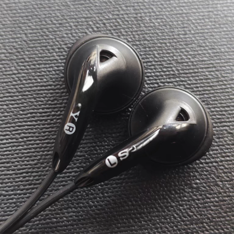 Original Classic E808 Entry-level Earplugs 3.5mm Wired Heavy Bass Headphones Good Sound Sense Humanized Design Earphones