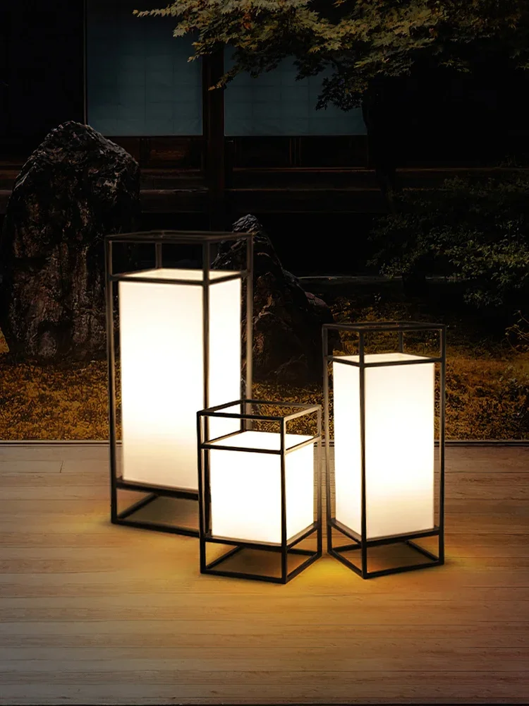 

Chinese garden lamp solar lawn waterproof lawn lamp antique landscape lamp Japanese yard outdoor floor lamp.