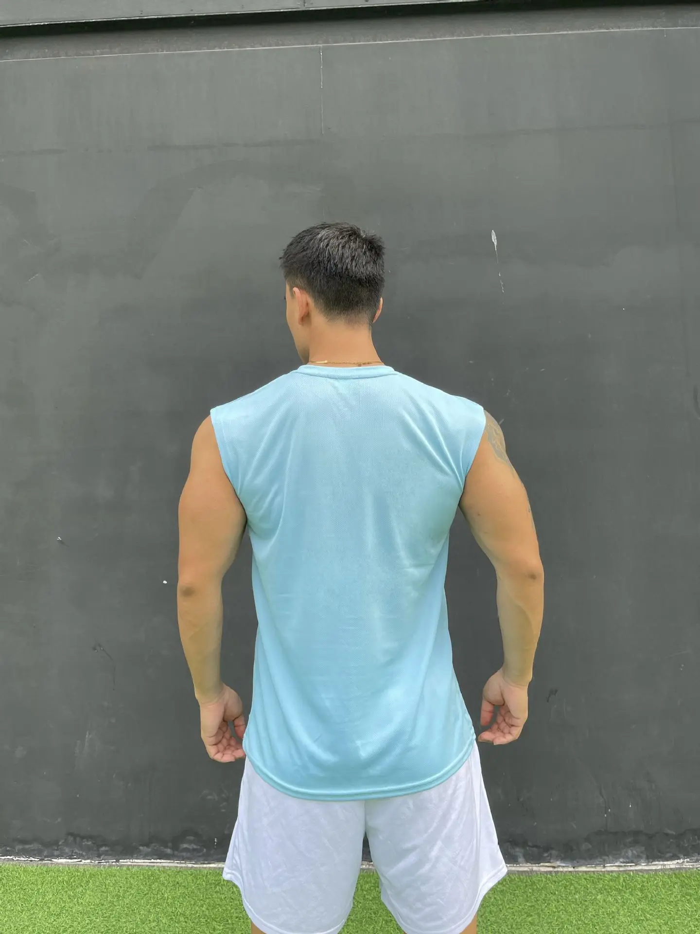 New Mens Gym Tank top Men Fitness Sleeveless Shirt Male Mesh Breathable Fitness Sports Vest Undershirt Gyms Running Vest Men Sadc843d84fe64e3895f103826c7e74edW
