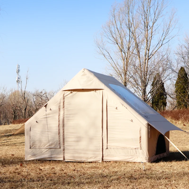 Comfortable Handy Glamping Tent with Built-In Bathroom 3
