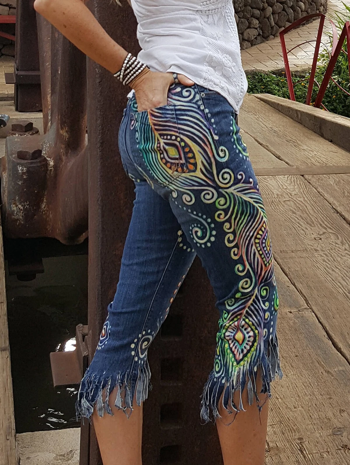 thumbnail image 1 of Pantalones vaqueros para mujer, tendencia 2024, ajustados, de cintura alta, estilo bohemio, con estampado de plumas de pavo real, denim con flecos y elásticos, 1 of 4