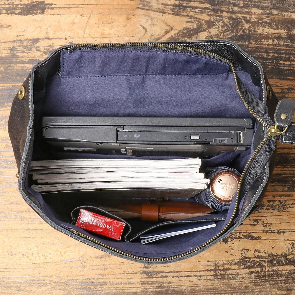 New Men's Genuine Leather Backpack Top Grain Cowhide Travel Bag Soft Leather Large Capacity Laptop Bag Casual Bookbag