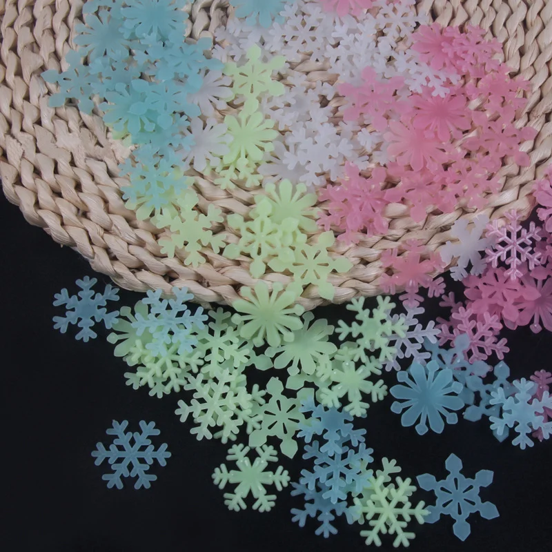 Luminous Wall Stickers 3D Luminous Snowflakes 50pcs For Children Baby Room Bedroom Christmas