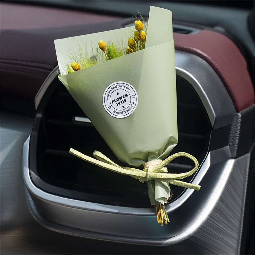 

Dried Flower Lovable Personality And Comfort Small Fresh Air Design Improve The Air In The Car Fashion Tide Artificial Flower