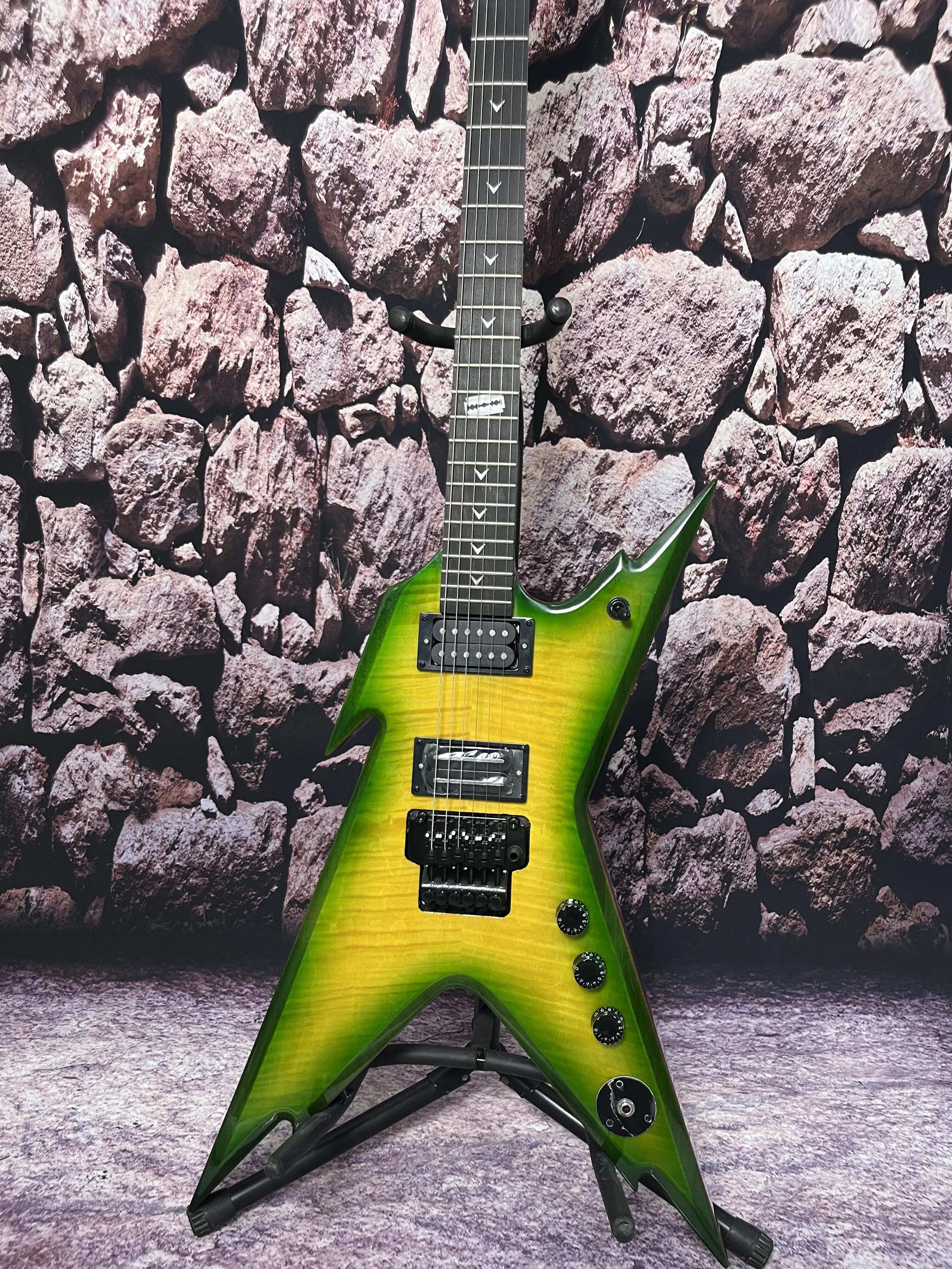 Factory Electric Guitar Green maple top and tremolo