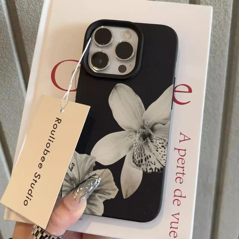 Elegant Black & White Floral Pattern Lichee Soft Phone Case Cover