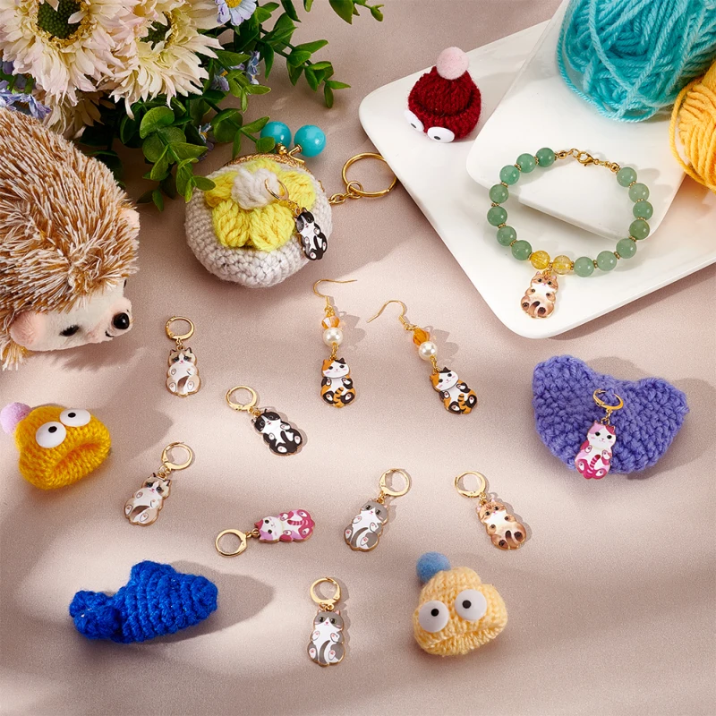 24 Pcs Enamel Cat Stitch Markers Enamel Alloy Crochet Stitch Marker Charms Removable Locking Marker for Knitting Weaving