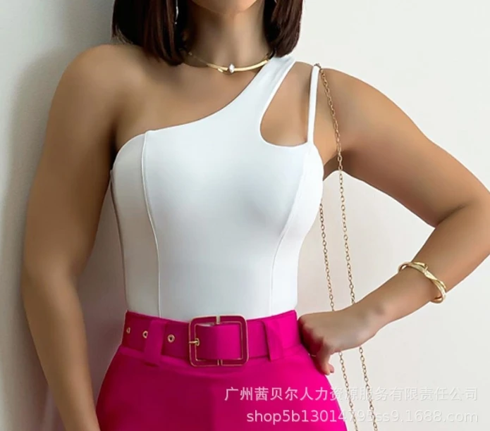 Casual Two-Piece Set of Fashionable White Slim Fitting Suspender, One Shoulder Slim Fitting Upper Garment, Skirt and Pants Set