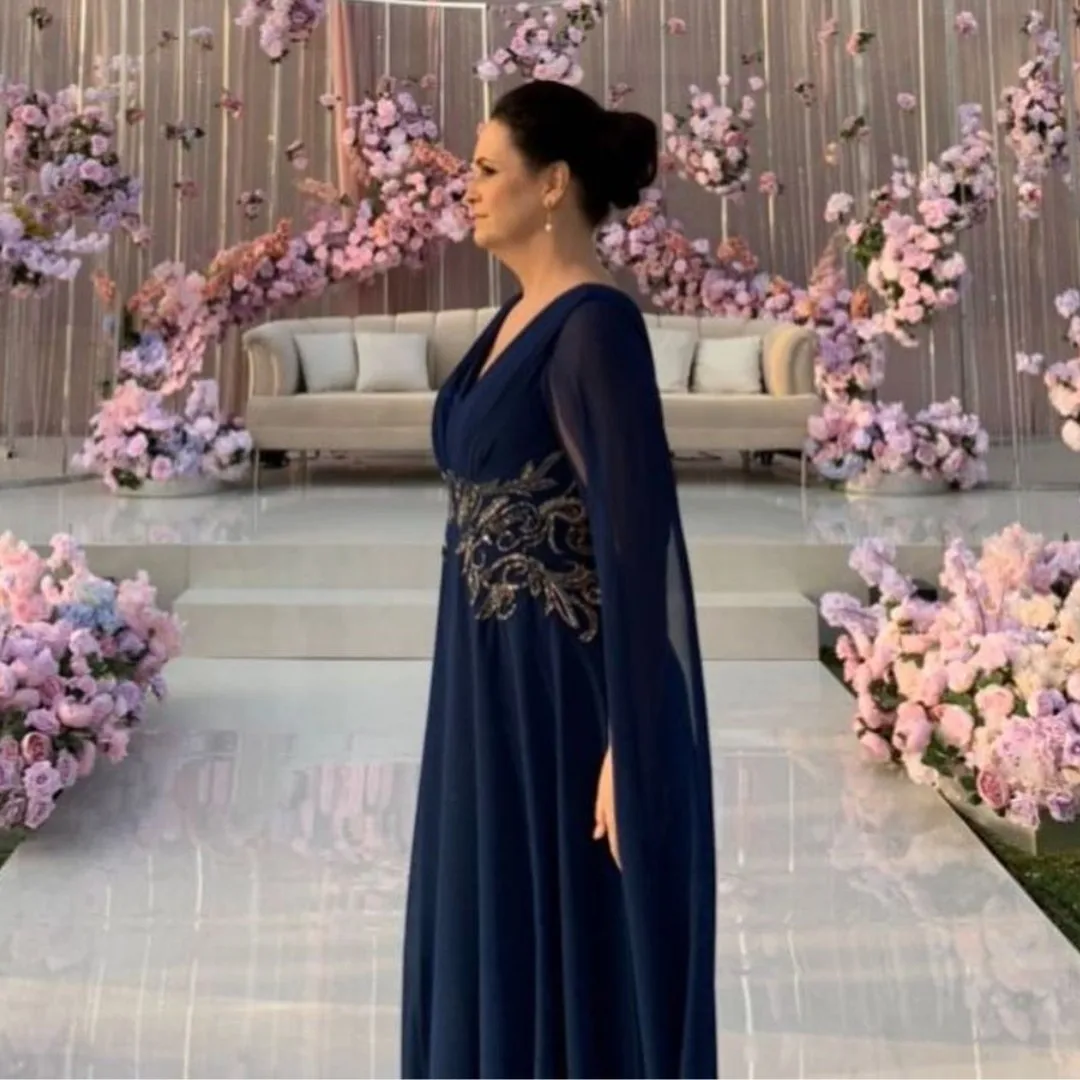 Рисунок 2 - Темно-синие шифоновые платья для