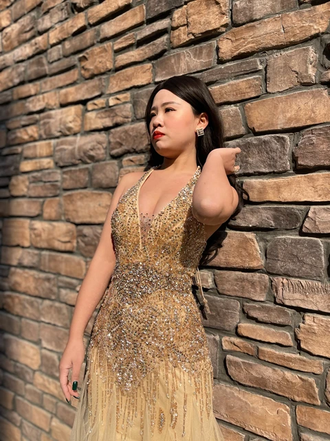 33 Best Gold Wedding Dresses Sure to Make You Sparkle