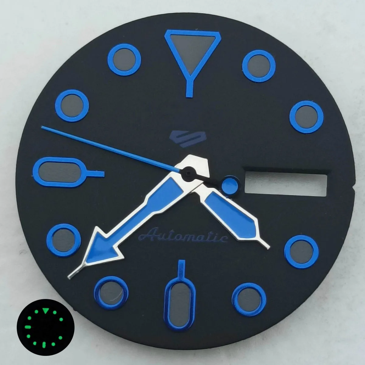 

Dial 28.5mm Green Luminous NH35 Dial for NH35 NH36 Movement SKX007 Dual Calendar Watch Faces for Men Accessories