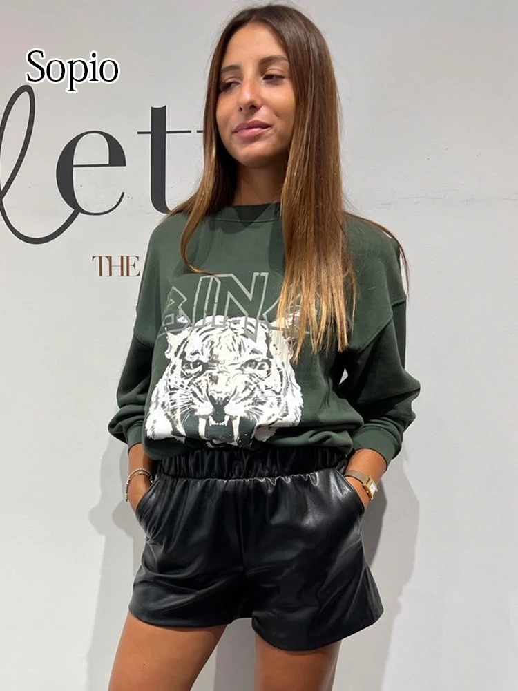 

Tiger And Letter Printed Women Sweatshirts Autumn Inner Fleece Cotton Army Green Pullovers Fashion Retro Long Sleeve Tops Woman