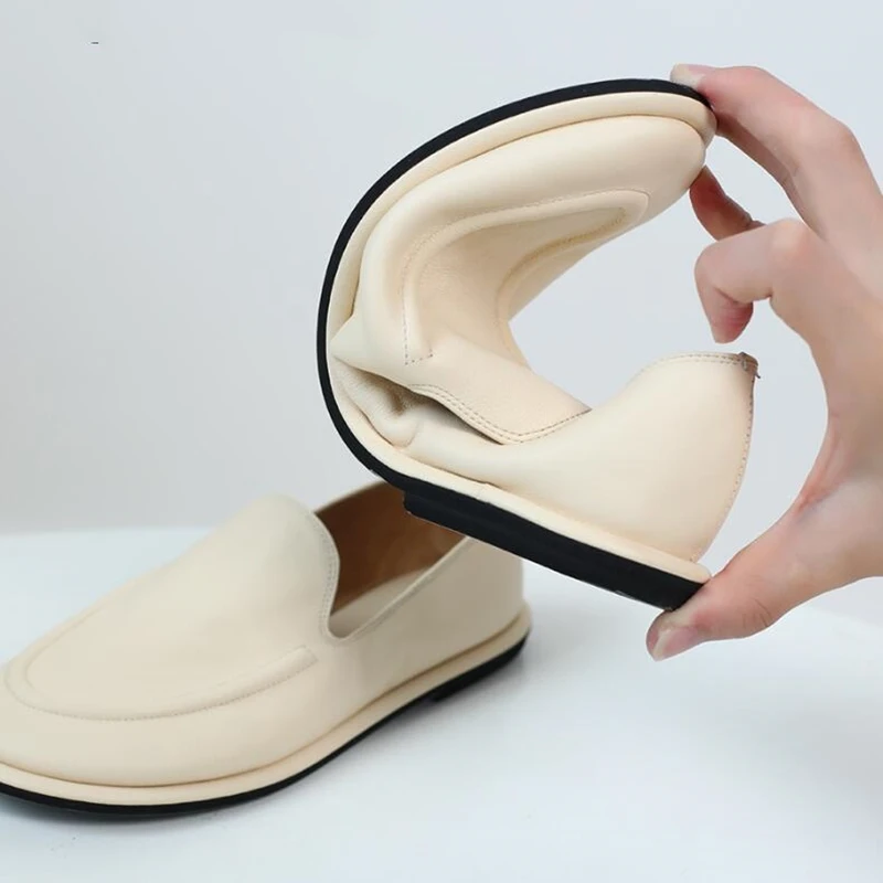 Фото Женские лоферы из натуральной кожи AIYUQI, мягкие туфли на плоской подошве с круглым носком, без застежки, весна 2024 №1