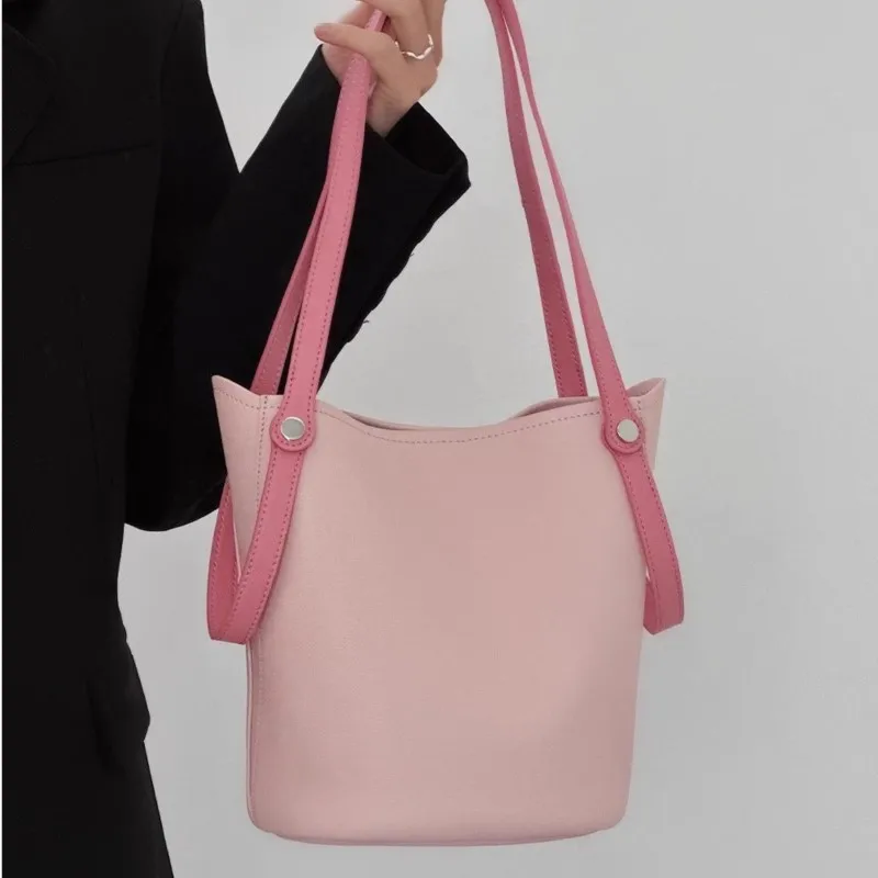 Pink Niche Design Handheld Bucket Bag Women Stitching Leather Large Capacity Tote Bag Ladies Fashion Sle Casual Shoulder Bag New