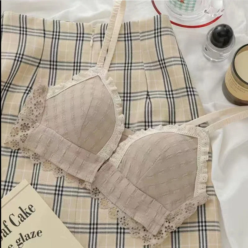 Fashion Front Closure Girls Sweet Lace Bra Wire Free Comfortable Underwear Women Seamless Breathable Lingerie Female Bras
