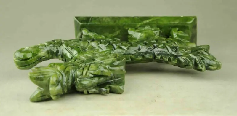 100% Exquisite natural jade Handmade hand-carved dragon statues 5