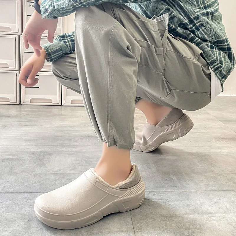 Men's Waterproof Slippers Winter Non-slip Thick-soled Warm Cotton Shoes Comfortable Breathable Wear-resistant Casual Slippers