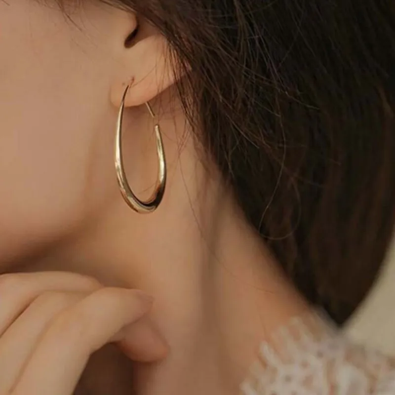 Exaggerated Silver Color Oval Stud Earrings for Women Irregular Line Earring Party Jewelry Accessories