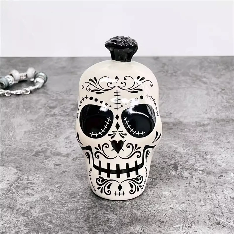 Skull Shape Ceramic Spice Bottle Halloween Seasoning Jar Pepper Shaker Jar Salt Shaker Spice Container Set Home Decor