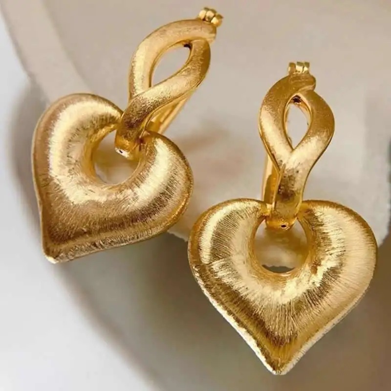 

New 18K Yellow Gold Earrings Women Big Heart Dangle Earrings Fashion Earrings