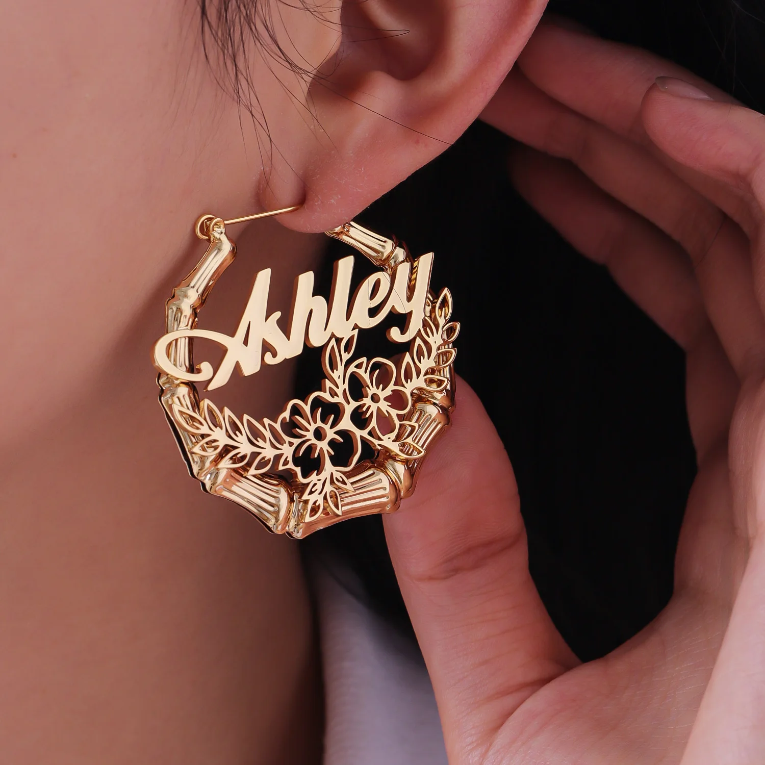 사용자 정의 이름 귀걸이 맞춤형 대나무 보석 크리스마스 선물 그녀를위한 선물 패션 데일리웨어 공식적인 문장 조각 커플