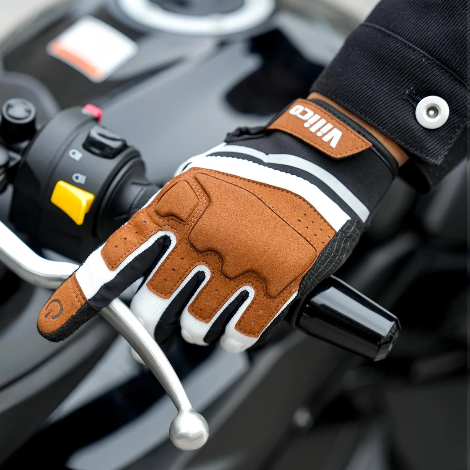 1 Pair Motorcycle Gloves Black Racing Genuine Leather Motorbike White Road Riding Team Glove Men Summer Winter 2