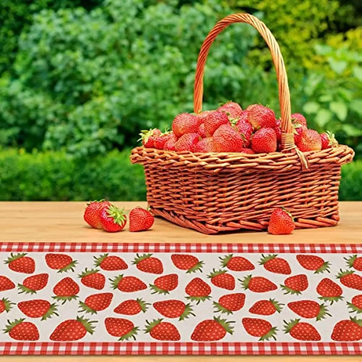 Summer Strawberry Fruit Buffalo Plaid Linen Table Runners Kitchen Table Decor Washable Dining Table Runners Party Decoration