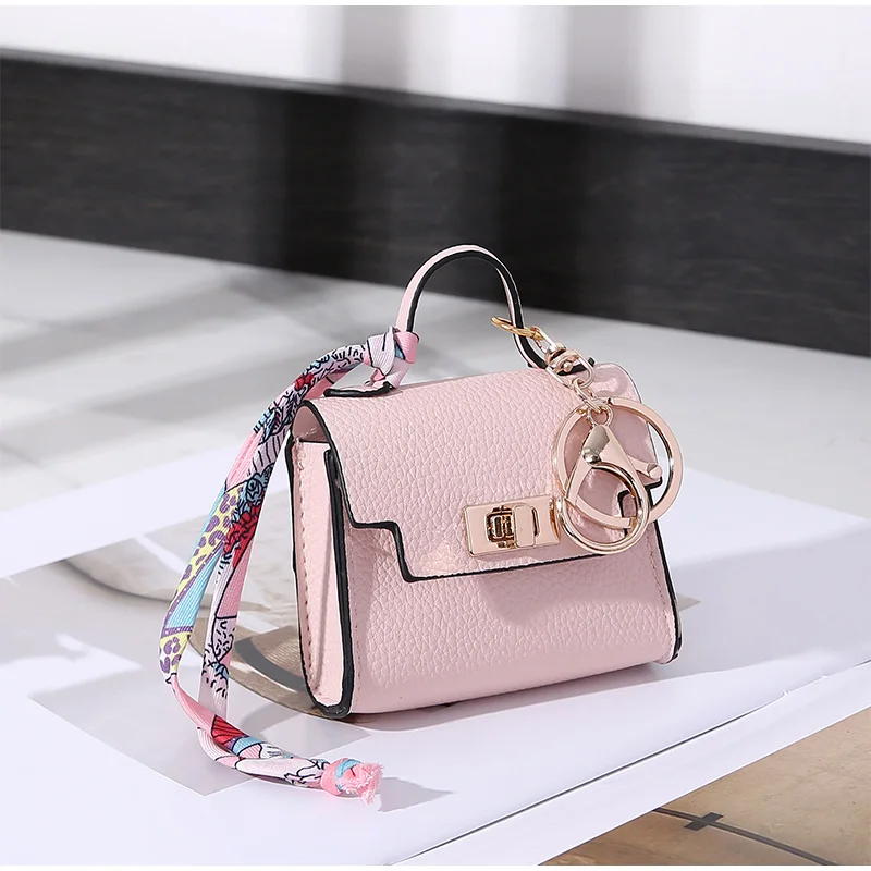 Brand Fashion Coin Purse - Closure Mechanism