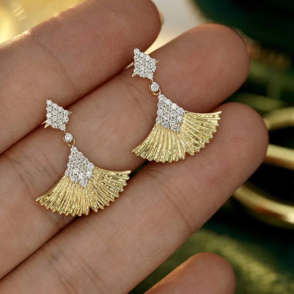 

UBESTNICE Romantic Real 18K Solid Yellow Gold AU750 Jewerly Natural Diamonds Pleated Skirt Hem Drop Earrings for Women Party