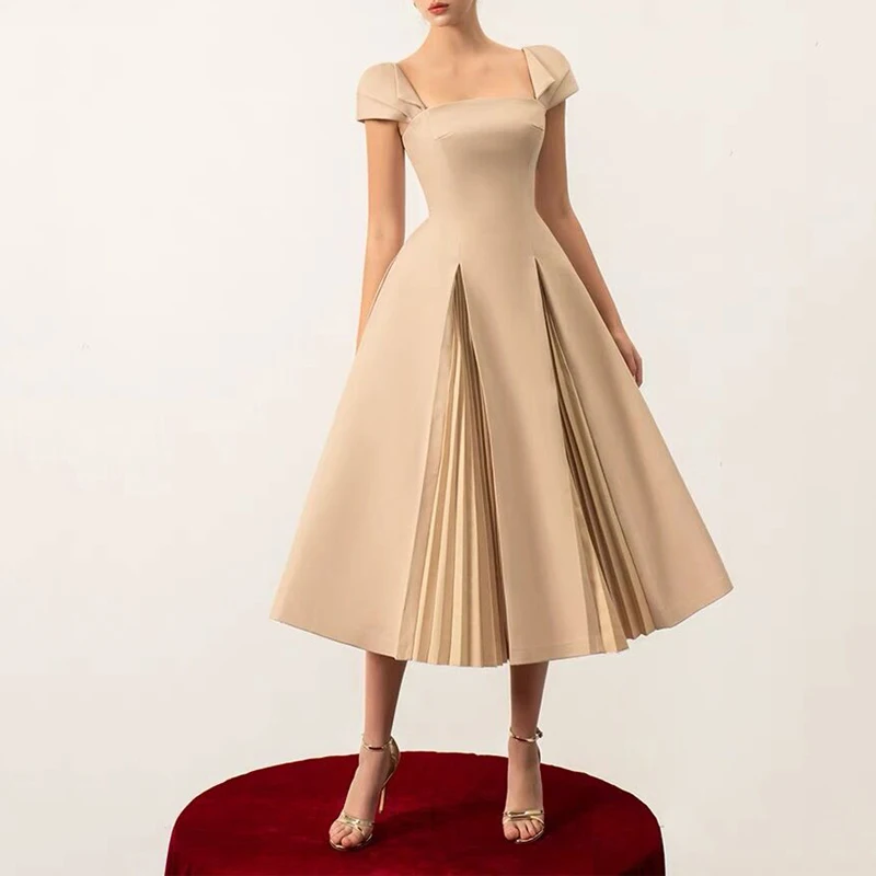 Elegant short sleeves dress with high collar - airy & stylish for every occasion