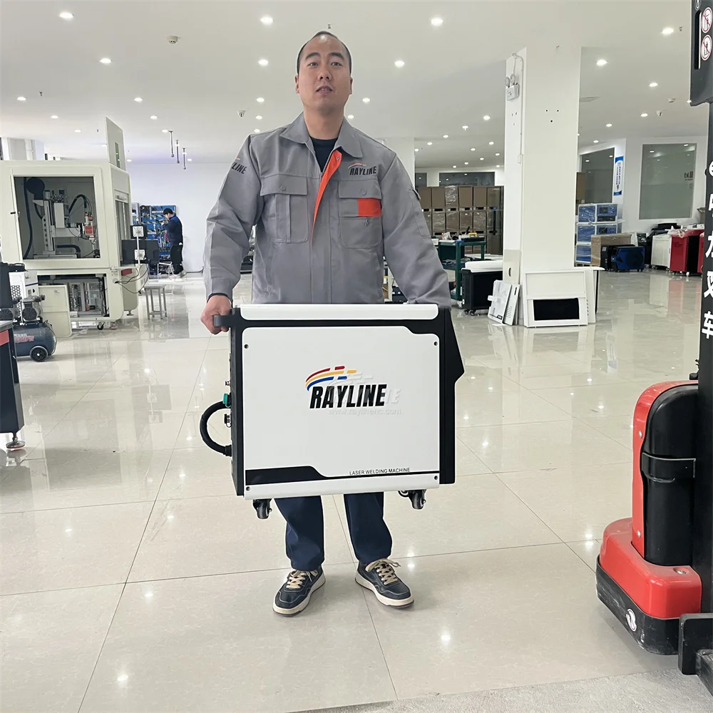 Air Cooled Handheld Laser Welder Machine 1500W 2000W 3 in 1 Welding Cleaning Cutting Soldering Laser Welder Rust Removal Welding